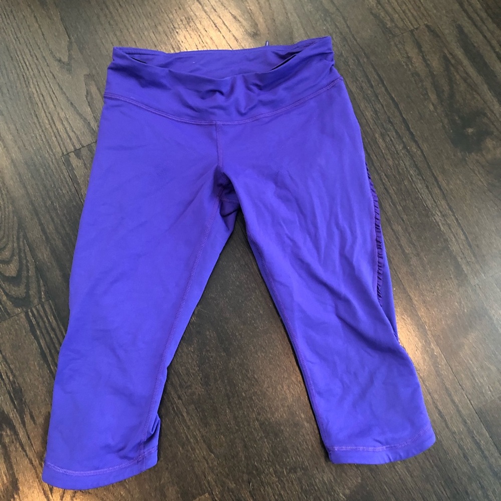 Lulu lemon purple workout crop leggings